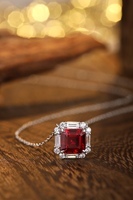 Collier personnalisé en gros de bijoux de mode en laboratoire avec rubis en argent sterling 925 collier avec pendentif en rubis rouge pour femmes