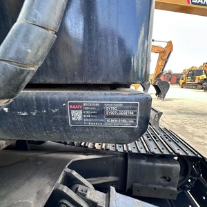 Excavatrice sur chenilles d'occasion SANY 75C, modèle 2022, moteur Isuzu, bon état, vente chaude avec pompe à engrenages, roulement et PLC - Product Image 4