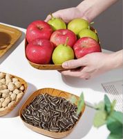 Plateau en plastique imitation bois pour la maison et le commerce, idéal pour servir des collations, des fruits, des desserts, des noix, des gâteaux et des gâteaux de l'après-midi