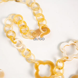 สร้อยคอแบบโซ่ลายดอกไม้กลวงทำจากเขาควายแบบคลาสสิก เครื่องประดับออร์แกนิกสำหรับใส่ในองค์กร น้ำหนักเบา สวมใส่สบาย - Product Image 4