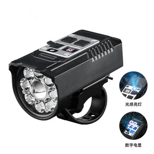 Luz delantera para bicicleta, luz Led recargable con pantalla Digital IpX4, luz para ciclismo con sensor de luz y interruptor dual - Product Image 1