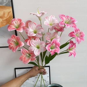 Bouquet de fleurs artificielles en soie, décoration de mariage, décoration de la maison, légères, gaufrées, conçues pour les événements et - Product Image 3