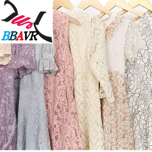 เสื้อผ้ามือสองจากเกาหลีขายส่ง เสื้อผ้ามือสองจากอังกฤษแบบยกกระสอบสำหรับชุดเดรสผู้หญิง - Product Image 1