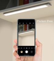 Lampe de nuit magnétique rechargeable par USB avec détecteur de mouvement pour placard de cuisine mural