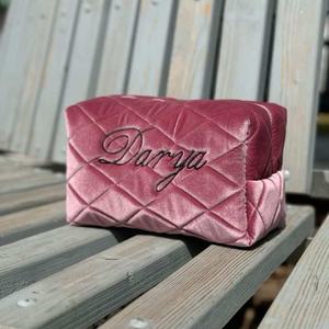 Neceser de terciopelo de seda dorada, neceser suave y cálido, Neceser de maquillaje con logotipo en relieve - Product Image 4