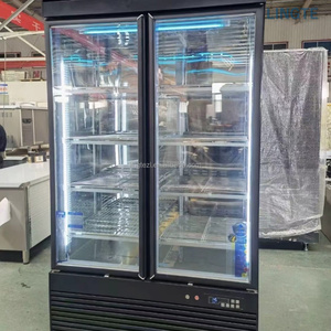 Refrigerador vertical de envejecimiento UV para carne de res, con tres puertas de vidrio y acero inoxidable - Product Image 3