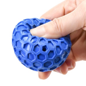 Indistruttibile <span class=keywords><strong>Squeaky</strong></span> <span class=keywords><strong>Dog</strong></span> Ball pulisce i denti giocattolo interattivo da masticare per cani masticatori aggressivi giocattolo per grandi razze impermeabili - Product Image 4