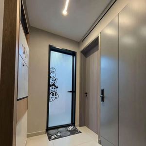 Vente flash : Porte intérieure pré-montée en noyer américain pour appartement, chambre, cuisine, hôtel, villa, en alliage d'aluminium rapide, polymère MDF, acier - Product Image 1