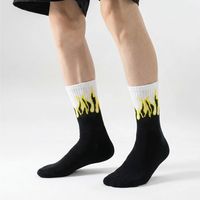 Chaussettes de skateboard hip-hop à motif floral Fashion Flame pour hommes et femmes, respirantes, tricotées, 100% coton, pour le printemps