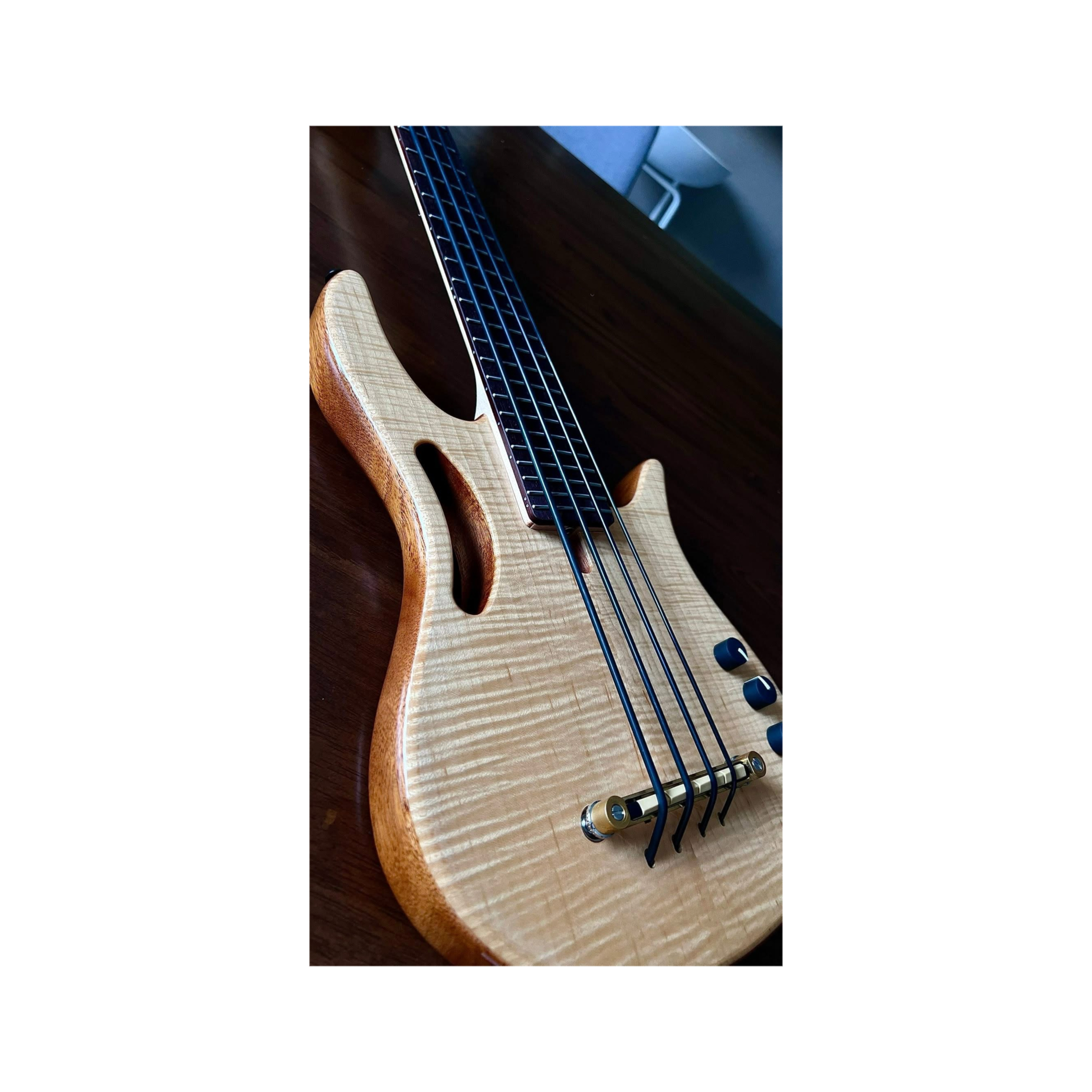 Akama Mini Bass Guitar - Silent, Portable, and Perfect for Beginners