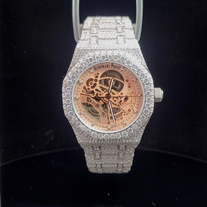 Montre unisexe de haute qualité, mouvement mécanique classique de luxe, boîtier en métal, diamant moissanite blanc de taille régulière 25-26 Ct - Product Image 1