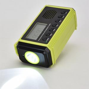 Radio multifonction à large bande pour la prévention des catastrophes et les situations d'urgence, avec charge solaire, éclairage LED et batterie externe à manivelle - Product Image 5