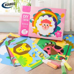 Kit de Manualidades de Papel para Niños, 12 Tarjetas de Arena de Colores para Pintar con Arena - Product Image 1