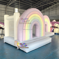 Maison gonflable blanche en PVC commerciale de 13 pieds avec toboggan aquatique et château sautant à balles pour les locations de fêtes