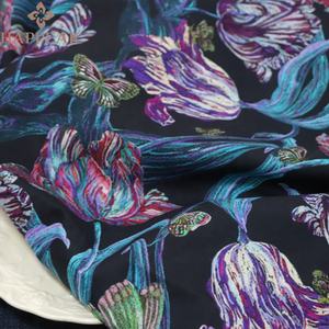 Tissu imprimé floral HAPPEAK style Liberty London années 80, 100% coton Tana Lawn 76 g/m², 145 cm de large, <span class=keywords><strong>noir</strong></span> et bleu, pour robes et chemises d'é<span class=keywords><strong>t</strong></span>é - Product Image 3