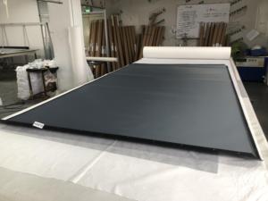 Pantalla <span class=keywords><strong>de</strong></span> Proyección HEYU ALR con Rechazo <span class=keywords><strong>de</strong></span> Luz Ambiental CLR PET, Marco Negro Cristal, <span class=keywords><strong>100</strong></span> 120 <span class=keywords><strong>Pulgadas</strong></span>, para <span class=keywords><strong>Proyector</strong></span> <span class=keywords><strong>de</strong></span> Tiro Ultra Corto UST - Product Image 5