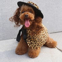 Nouveaux vêtements pour animaux de compagnie en polyester pour chiens : chapeaux, capes, costumes de transformation, style britannique, tenues de fête et de farces