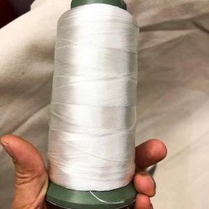 Fil à coudre polyester 210D 1500M haute ténacité pour machine à coudre et usage manuel - Product Image 5