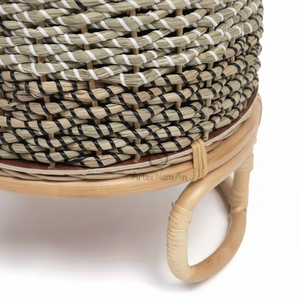Maceta tejida de algas marinas para interiores con soporte de ratán resistente para un uso elegante en el suelo y decoración del hogar - Product Image 1