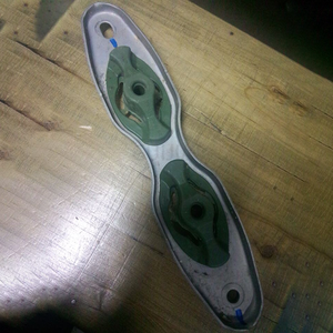 <span class=keywords><strong>Precio</strong></span> de fábrica, piezas de automóviles BV615D217AB/AV615D217BB/9G915D217GA, soporte inferior de catalizador de tres vías para <span class=keywords><strong>Ford</strong></span> Focus/<span class=keywords><strong>Kuga</strong></span>/ESCORT - Product Image 2