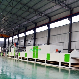 Ligne de production de rouleau de tapis de sol antidérapant de tapis de porte de bobine de PVC personnalisé de nouveau fabricant pour le roulement de moteur d'usine - Product Image 6