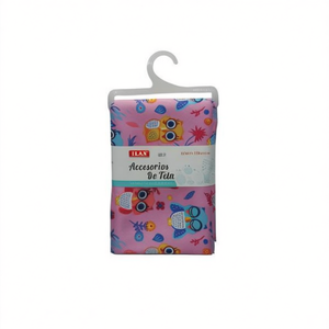 Accessorio in tessuto Ilan 100 cm x 150 cm con stampa di gufo rosa per lavori artigianali - Product Image 1