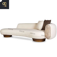 Nouveaux meubles de salon italiens de luxe au design rétro-canapé classique en tissu Teddy blanc-canapé incurvé simple créatif Villa