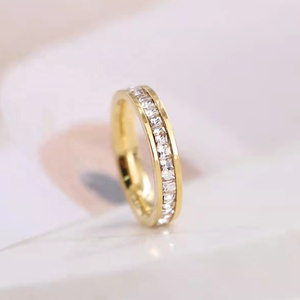 Anéis de Charme Quadrados Brilhantes em Aço Inoxidável com Revestimento de Ouro Luxuoso e Não Oxidável para Mulheres e Homens, Joias de Casamento - Product Image 5