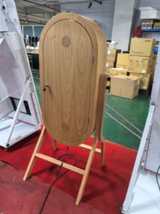 Venta al por mayor <span class=keywords><strong>Fotomaton</strong></span> Selfie Photobooth Machine Kiosk Magic Mirror Photo Booth Shell Boda o fiesta Photo Mirror Booth para la venta - Product Image 2