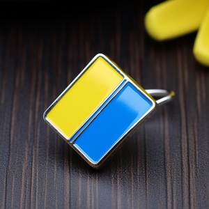 Ukrainian Quốc Gia Huy Hiệu Kim Loại Ve Áo Pin Men Cờ Huy Hiệu Thiết Kế Hình Học Yêu Nước Biểu Tượng Màu Xanh Vàng Màu Sắc Tùy Chỉnh Trâm - Product Image 3