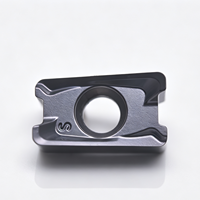 Plaquette de fraisage en carbure à alimentation élevée LNGU110408 LNGU15T608 LNGU pour usinage CNC haute efficacité de l'acier inoxydable et de l'acier moulé