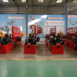 Sản xuất tại Trung Quốc Hoàn toàn tự động tấm thạch cao treo trần khung nhôm CD & UD hồ sơ CuộN cựu máy - Product Image 4