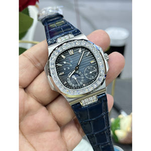 Reloj de Diseño de Lujo para Hombre, Multifunción, Clásico, con Detalles de Moissanita y Correa de Cuero de Alta Calidad - Product Image 2