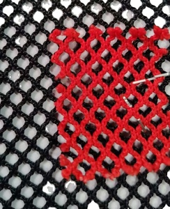 <span class=keywords><strong>Tissu</strong></span> en maille léger rouge 100% polyester 150-200 g/m² pour sacs à linge - Product Image 2