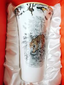 Jarrón de Cerámica de Lujo Contemporáneo para Decoración de Sala de Estar - Product Image 5