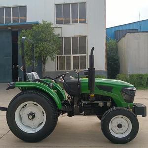 Tractor agrícola de 50HP 4x4 rentable, equipado con neumáticos agrícolas/cubiertas para césped, apto para granjas y pastos. - Product Image 5