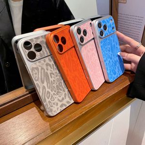 Housse de téléphone portable en <span class=keywords><strong>cuir</strong></span> anti-poussière à motif léopard faite à la main pour <span class=keywords><strong>iPhone</strong></span> 15 Pro 14 16 13 12 <span class=keywords><strong>11</strong></span> Pro Max, couleur unie, <span class=keywords><strong>coque</strong></span> luxueuse - Product Image 3