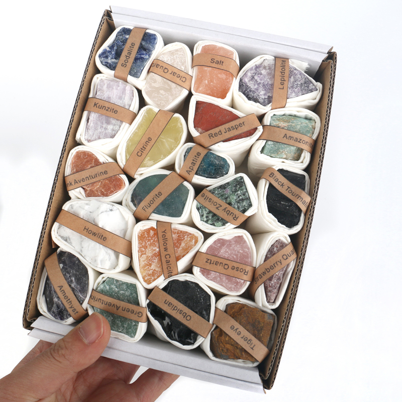 20pcs mixed stones