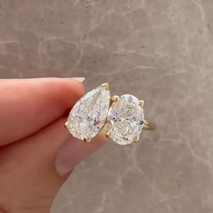 Anillo Toi et Moi con Diamante Cultivado en Laboratorio de 3CT, Oro de 14K, Estilo Pera Ovalada, Joyería Fina de Lujo, Anillo de Compromiso Elegante para Mujer - Product Image 5