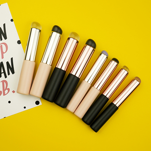 Factory Manufacturing High Quality Custom Silicone Lipstick Brush Gradient Shading Pen Lip <b>Applicator</b> with Wooden Handle - Product Image 1