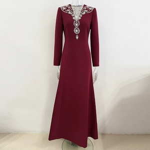 A11624 Abito da Sera Lussuoso <span class=keywords><strong>Bordeaux</strong></span> a <span class=keywords><strong>Maniche</strong></span> <span class=keywords><strong>Lunghe</strong></span> con Perline Fatte a Mano - Elegante <span class=keywords><strong>Vestito</strong></span> Lungo Formale per Matrimoni e Gala - Product Image 5