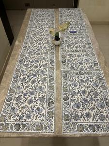 Juego de 7 Piezas de Camino de Mesa y Tapete con Diseño Floral |   Decoración de Mesa de Comedor 100% Lona de Algodón para el Hogar y la Sala de Comedor - Product Image 1