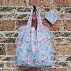 Striped Medium Shopping Bag Lightweight Foldable Waterproof Nylon Grocery Tote Supermarket Picnic Use - Product Image 3