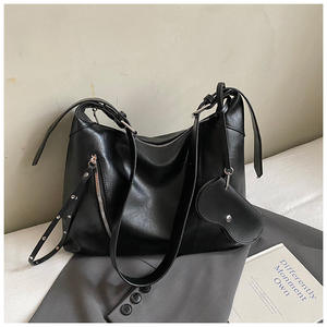 Sac bandoulière grande capacité pour femme avec chaînes, doublure en feutre, fermeture éclair, nouveau style printemps 2026 pour les trajets quotidiens, sac à l'épaule simple - Product Image 5