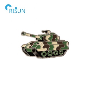 Émail doux personnalisé Camo Camouflage voiture blindée enfer Buggy Panzer réservoir émail épinglette insigne <span class=keywords><strong>broche</strong></span> personnalisé réservoir émail <span class=keywords><strong>broche</strong></span> - Product Image 3