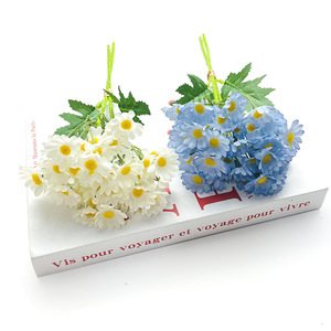 Bouquets de marguerites artificielles 32 cm, fleurs en soie nouées à la main, décoration de mariage, accessoires de photographie - Product Image 3