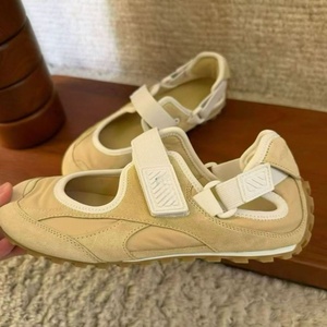 Chaussures de sport décontractées unisexes de style rétro brillant, personnalisées, de créateur, à lacets, tendance mode, avec amorti et empeigne en maille pour la marche - Product Image 4