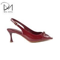 Escarpins MIA DIVA pour femme en PU métallisé à bout ouvert avec bride à boucle et talon fin rehaussant la silhouette, idéaux pour les tenues de mariage.