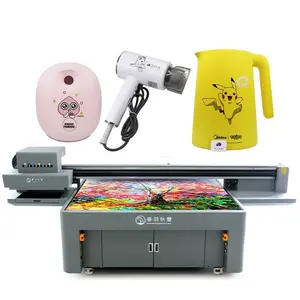 1.8*1.0M Klein Formaat UV Flatbed UV-Printer Pvc Foam Board Digitale Inkjet Uv Flatbed Printer Gebruikt Voor Huishoudelijke Apparaten