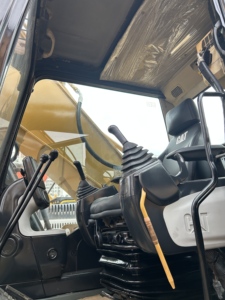 Excavadora de cadenas usada Caterpillar 330D/330D2L/330DL/336D de 30 toneladas con bomba hidráulica y motor diésel, fabricada <span class=keywords><strong>en</strong></span> Japón, modelo <span class=keywords><strong>2023</strong></span> - Product Image 5